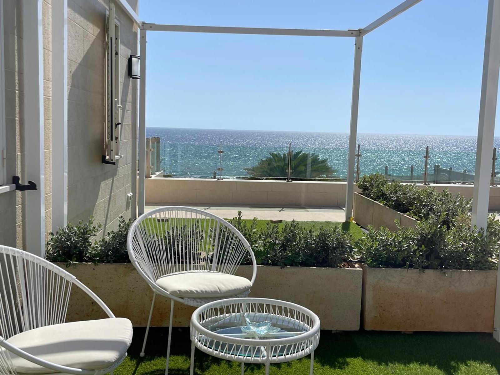 Preferisco B&B E Trattoria Sul Mare Torre Suda Exterior photo